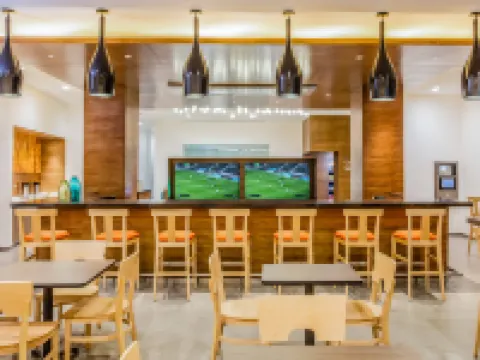 フェアフィールド・イン・ケレタロ・パワータウン ケレタロのホテル