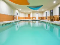 Holiday Inn Express & Suites DALLAS EAST - FAIR PARK by IHG Các khách sạn gần Khu giải trí Fair Park