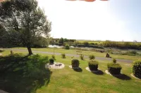 Hotel Rose Hotels in Beauvoir