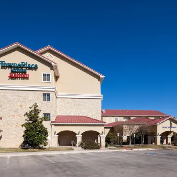 TownePlace Suites Fort Worth Downtown Отели рядом с достопримечательностью «Fort Worth Herd Longhorn Cattle Drive»