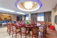 Bin Hu  Medicinal Cuisine Grand Hotel