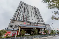 Shiji Xincheng International Hotel Hotels near Gongcheng National Gymnasium