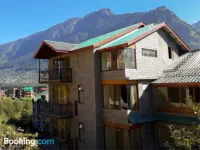 Tanglewood Villa Hotels in Simsa Village