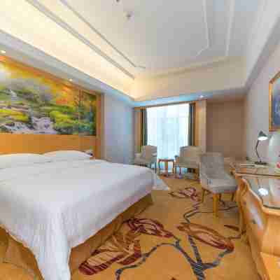 Vienna International Hotel Rooms