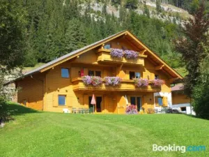 Regitnig - 4 Sterne Hotel Und Chalets