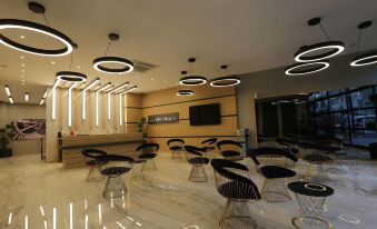 The Marina Hotel Burhaniye - Housity