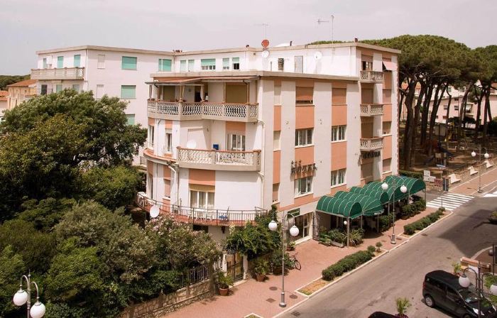 Hotel Ausonia