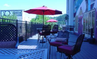 Centralia Square Grand Ballroom and Vintage Hotel