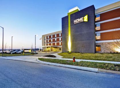 Home2 Suites by Hilton - Kansas City Airport