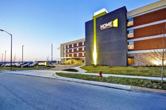 Home2 Suites by Hilton - Kansas City Airport