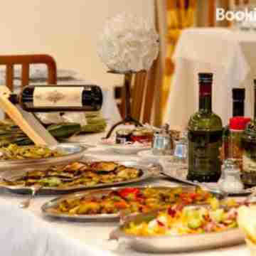 Hotel Canguro Dining/Meeting Rooms