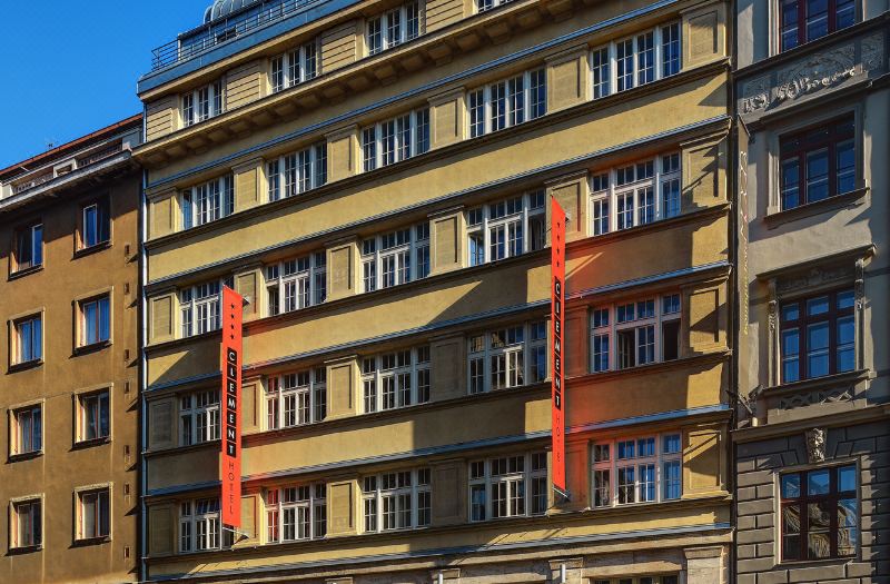 Hotel Clement