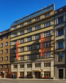 Hotel Clement