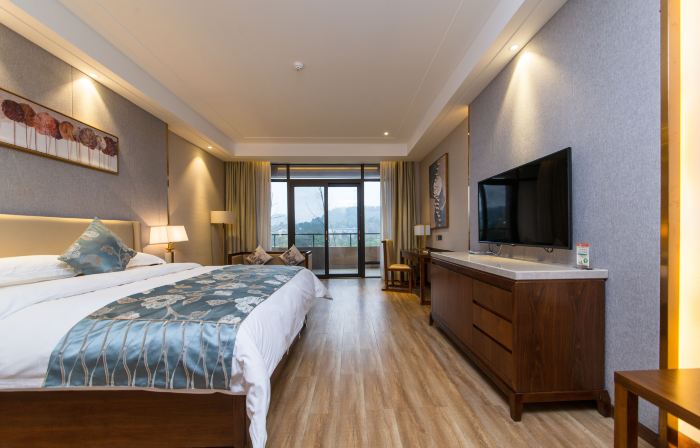 Huatian Hotel