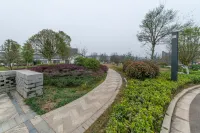 Huatian Hotel Hotels in Jiahe