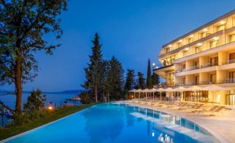 1. Hotel Ič..