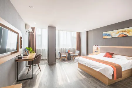 Shangjuyuexiang  Hotel (Pingyi Railway Station Banqiao Road)