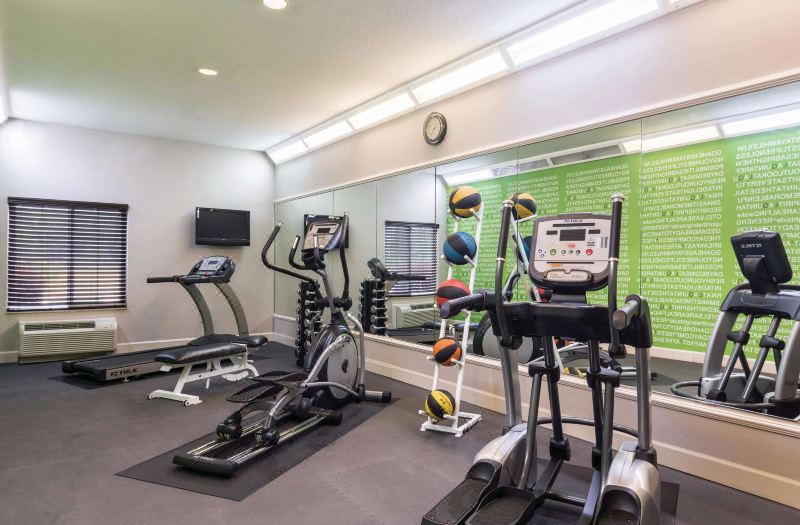 La Quinta Inn & Suites by Wyndham Prattville photo 3