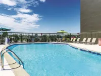La Quinta Inn & Suites by Wyndham Warwick Providence Airport - Pools