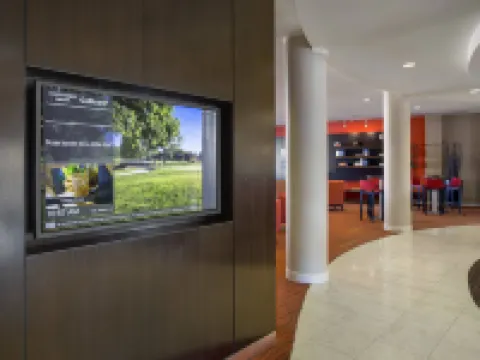 帕拉默斯萬怡酒店 帕拉默斯酒店