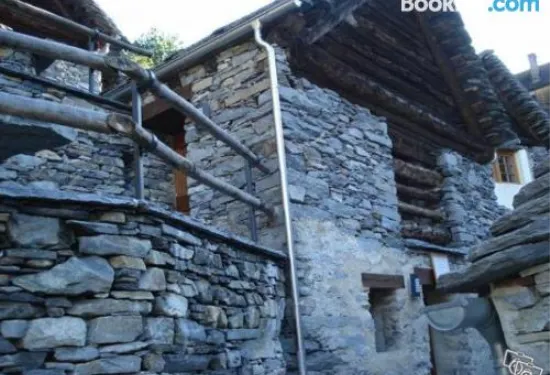 魯斯蒂科極光酒店