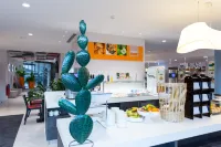 Holiday Inn Express Toulon - Est Hotels in La Valette-du-Var