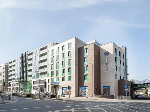Travelodge Hotel - Epsom Central - 3 stelle