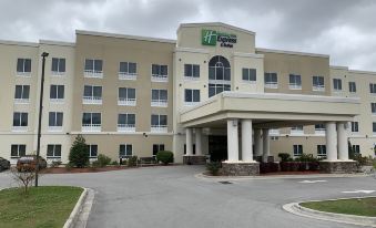 Holiday Inn Express & Suites Havelock NW-New Bern