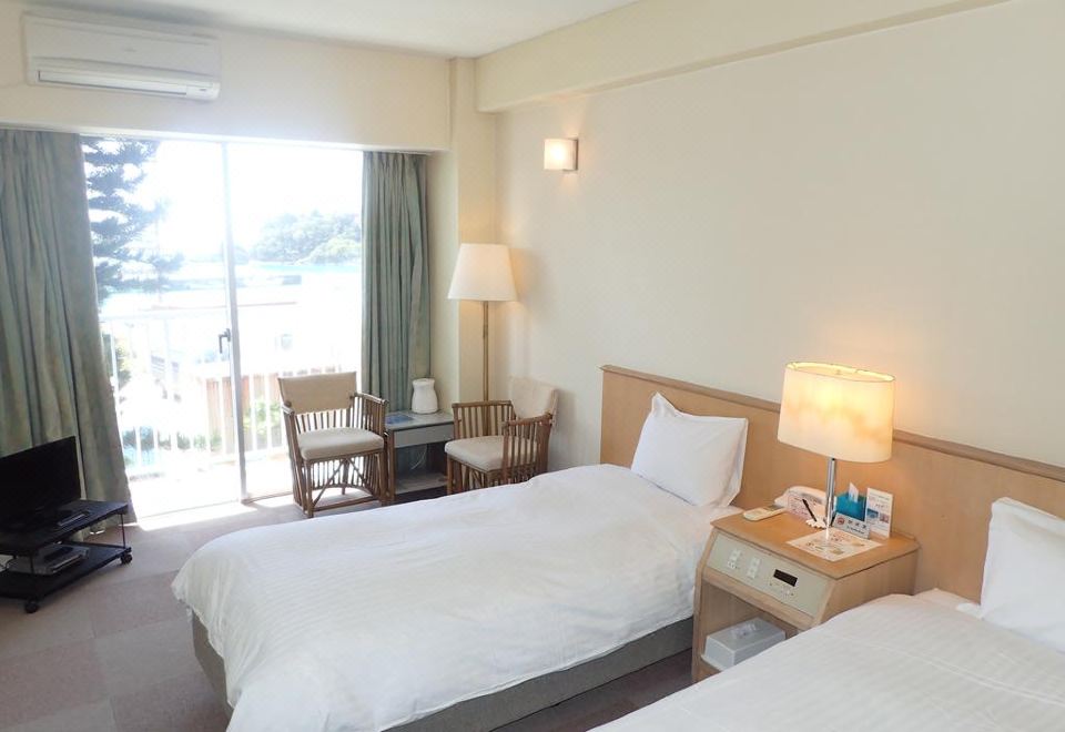 히요리 오션 리조트 수영장