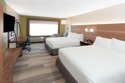 Holiday Inn Express & Suites Sterling Heights-Detroit Area Hotels in Sterling Heights
