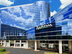 Radisson Hotel Vancouver Airport