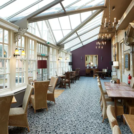 Manor Hotel by Greene King Inns