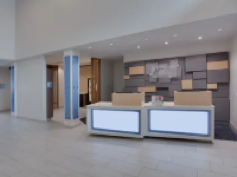 Holiday Inn Express & Suites FT. LAUDERDALE AIRPORT/CRUISE by IHG Hotels in Broward County