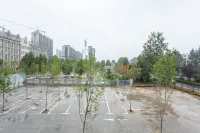 Tianyue Fengya Hotel - parking