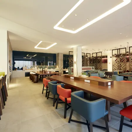 Holiday Inn Express Adelaide City centre by IHG