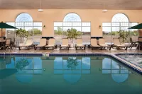Country Inn & Suites by Radisson, Milwaukee West (Brookfield), WI - Разрешено размещения с домашними животными