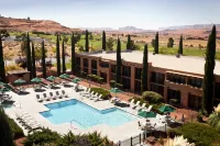 Courtyard Page at Lake Powell - piscine