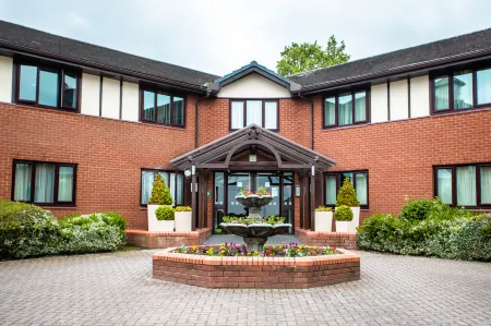 Holiday Inn A55 CHESTER WEST by IHG