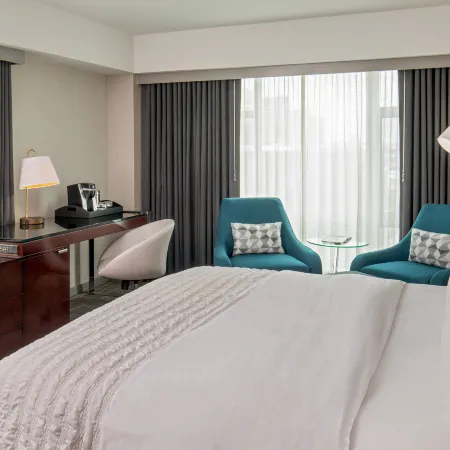 Le Meridien Boston Cambridge