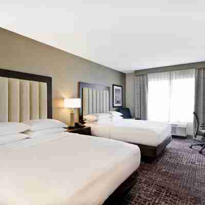 Doubletree by Hilton Chicago Midway Airport Rooms