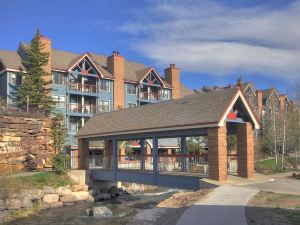 Spacious  in the Heart of Breckenridge Studio Condo by RedAwning