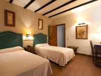 Hotel Resort Cueva del Fraile فنادق في كوينكا