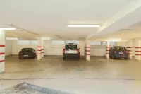 Hotel Zeus - parking