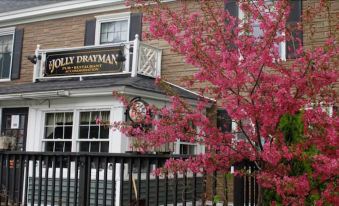 The Jolly Drayman Pub at The Briar Lea Inn