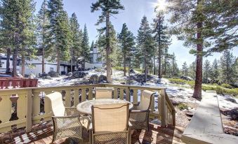 Home Only a Few Blocks to Heavenly Ski Resort by RedAwning