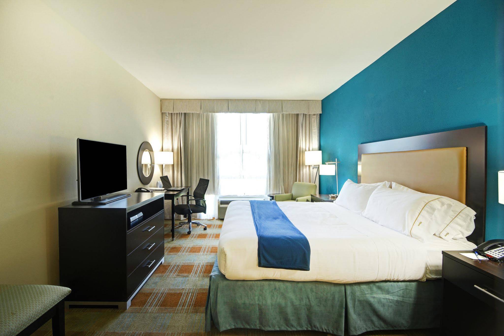 Holiday Inn Express & Suites Houston Northwest-Brookhollow, an Ihg Hotel