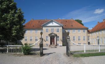 Skjoldenæsholm Slotshotel