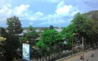 RedDoorz Premium at Hotel T-One Jambi Hotels in Legok