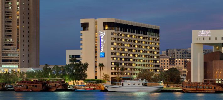 Radisson Blu Hotel, Dubai Deira Creek Ξενοδοχεία στην πόλη Ντουμπάι