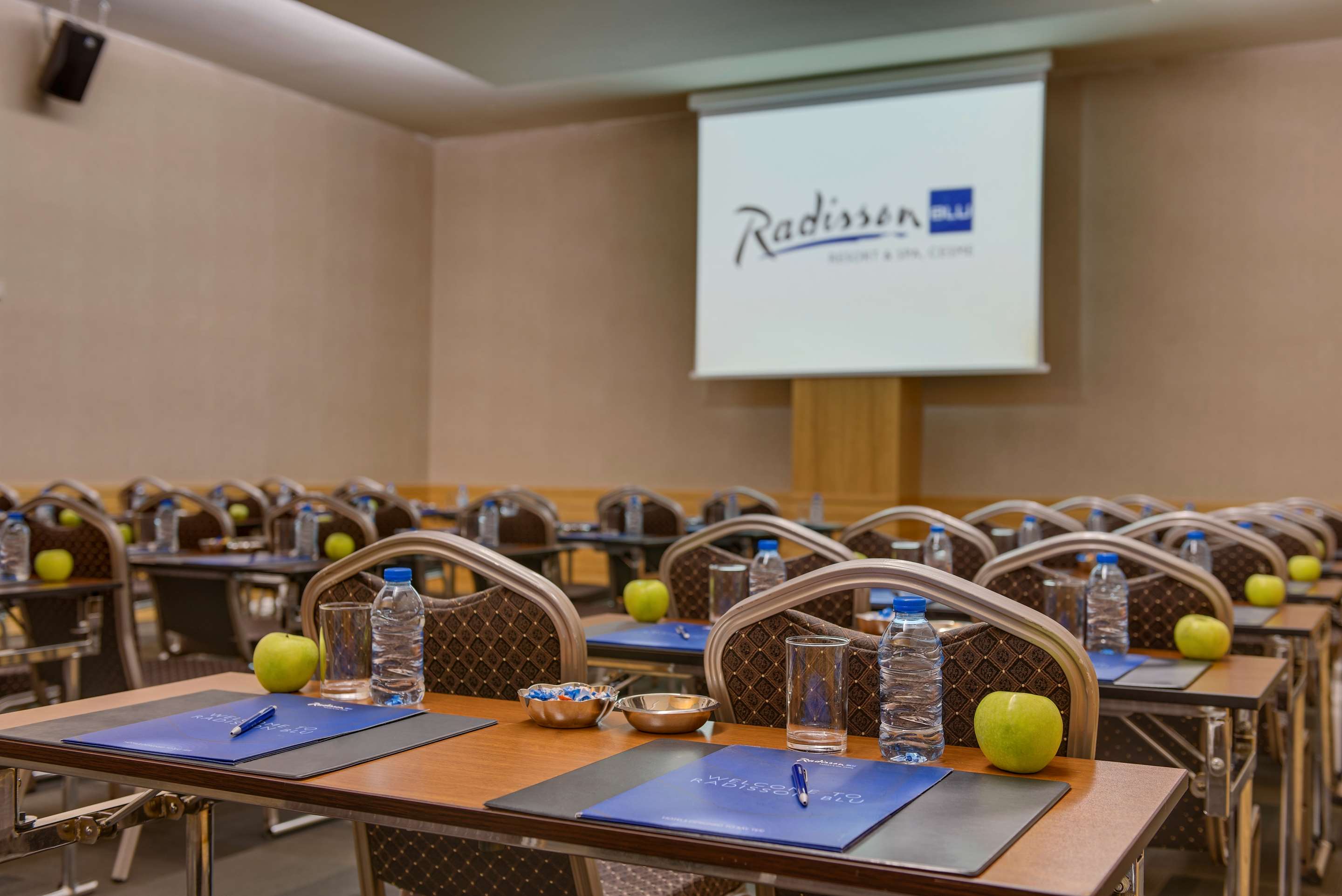 Radisson Blu Resort & Spa, Cesme